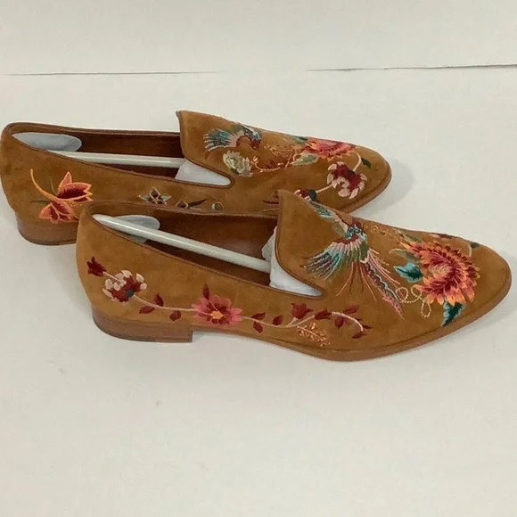 JOHNNY WAS MCCASSIN LOAFERS - Picture 3 of 5